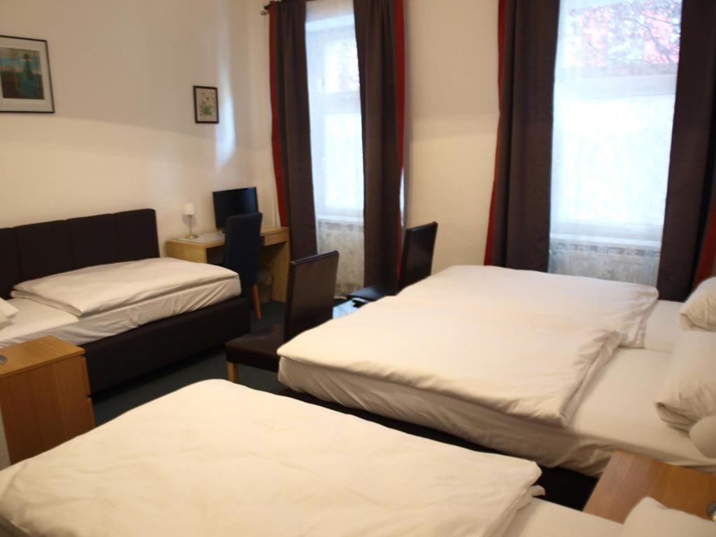 Hotel-Pension Dorma Berlin Ruang foto